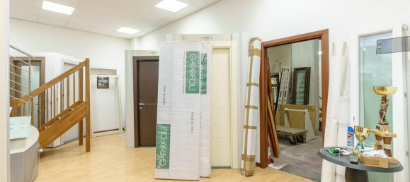 2غرفة عقار تجاري في Catania, Italy رقم 154303 21