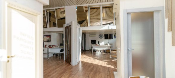 2غرفة عقار تجاري في Catania, Italy رقم 154303 3