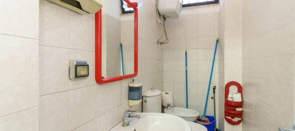 2غرفة عقار تجاري في Catania, Italy رقم 154303 14