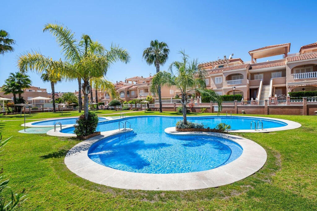 3 Schlafzimmer Stadthaus in Alicante, Spain, Nr. 156070