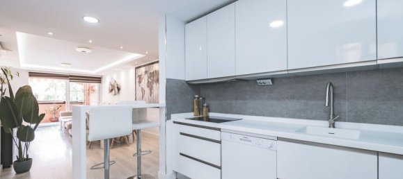 3 bedrooms Apartment in Torremolinos, Spain No. 185063 3