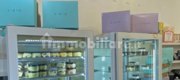 1-salle Propriété commerciale à Rome, Italy No. 9317 20