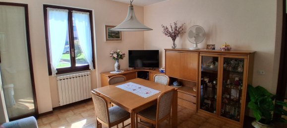 3 غرف نوم شقة في Cernusco Lombardone, Italy رقم 365480 6