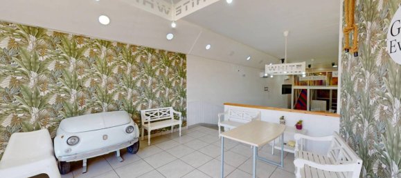 2 rooms Commercial property in Pomigliano d'Arco, Italy No. 264750 4