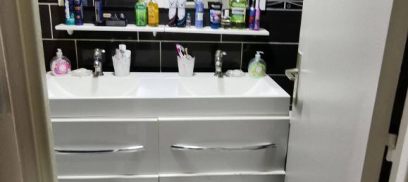 2 chambres Appartement à Meaux, France No. 333895 3