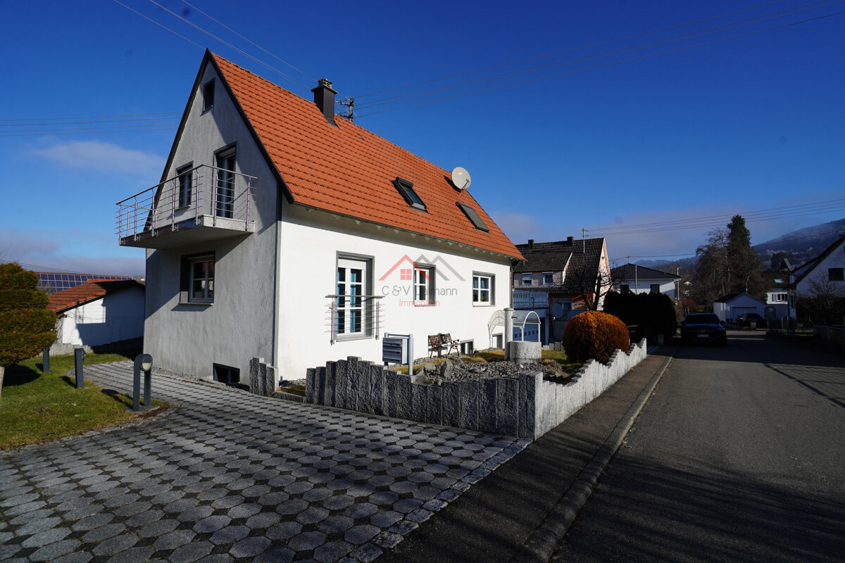 6 bedrooms Townhouse in Tuttlingen, Germany No. 14160