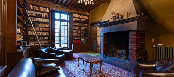  Castillos de 9 dormitorios en Riom, France No. 43258 4