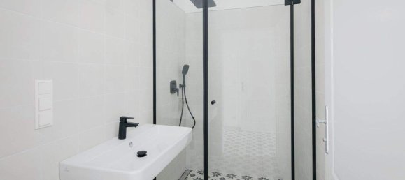 2 rooms Apartment in Hernals, Austria No. 227334 5