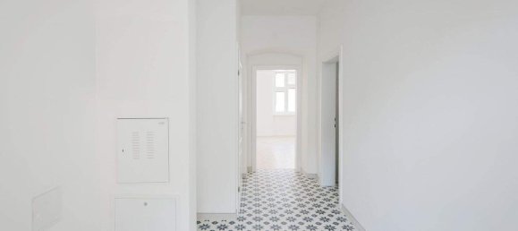 2 rooms Apartment in Hernals, Austria No. 227334 3
