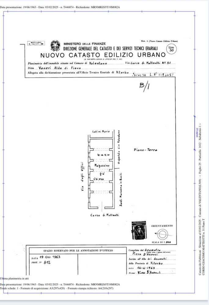 Propriété commerciale à Valentano, Italy 131m² No. 256080
