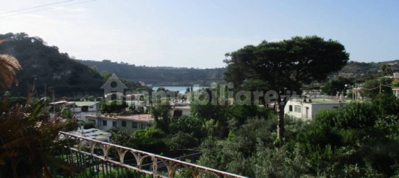 Квартира с 3 спальнями в Поццуоли, Италия № 276542 14