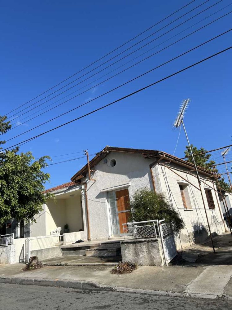 Casa de 3 dormitorios en Limassol, Cyprus No. 16880