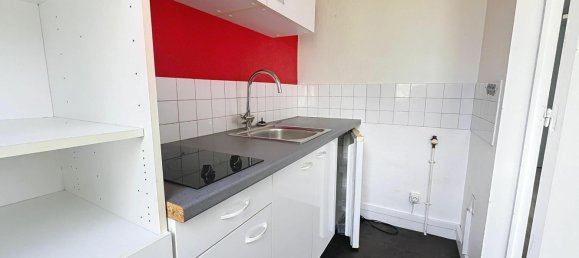 Studio in Troyes, France, Nr. 300527 8