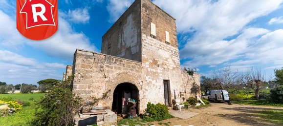 2 bedrooms House in Galatina, Italy No. 194359 2