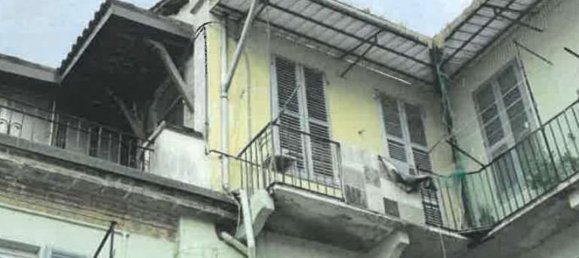 4 bedrooms Apartment in Alessandria, Italy No. 364391 3