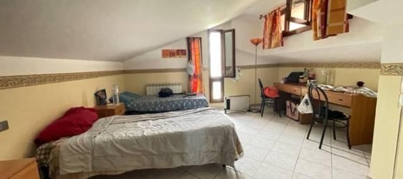 Дуплекс с 5 комнатами в Ренде, Италия № 25484 20