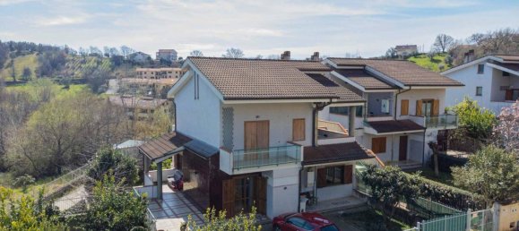 Дуплекс с 5 комнатами в Ренде, Италия № 25484 7