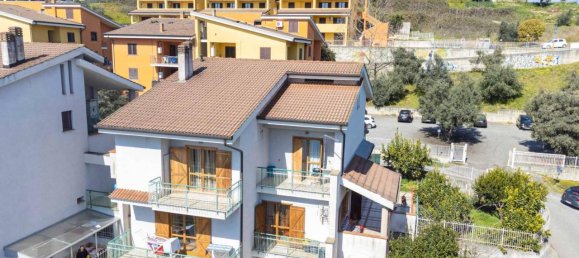 Дуплекс с 5 комнатами в Ренде, Италия № 25484 11