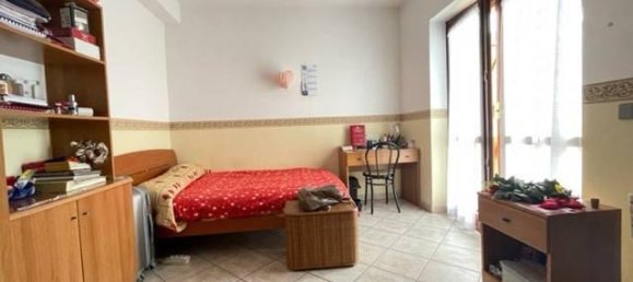 Дуплекс с 5 комнатами в Ренде, Италия № 25484 16