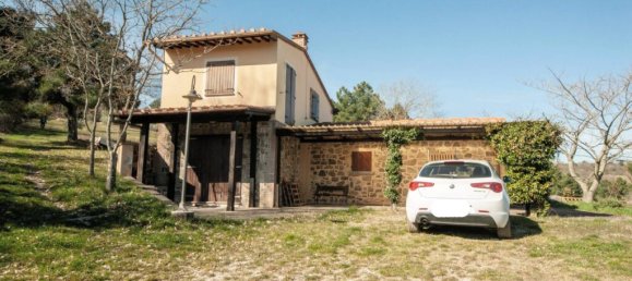 4 bedrooms House in Chianni, Italy No. 232561 6