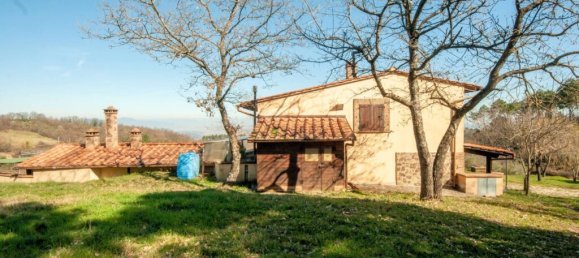 4 bedrooms House in Chianni, Italy No. 232561 3