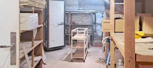 71m² Commercial property in Tarbes, France No. 316323 11