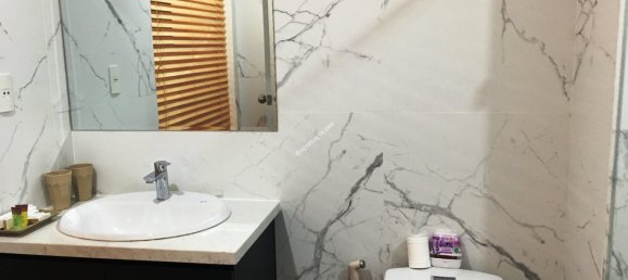 40m² Apartment in District 1, Vietnam No. 10522 3