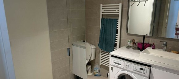 1 bedroom Apartment in Paris, France No. 194078 16