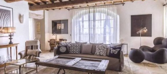 6 bedrooms House in Certaldo, Italy No. 223988 14