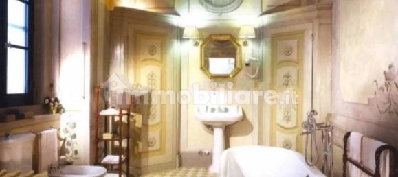 6 bedrooms House in Certaldo, Italy No. 223988 12