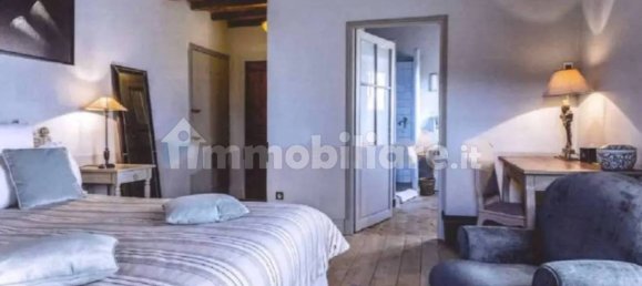 6 bedrooms House in Certaldo, Italy No. 223988 4