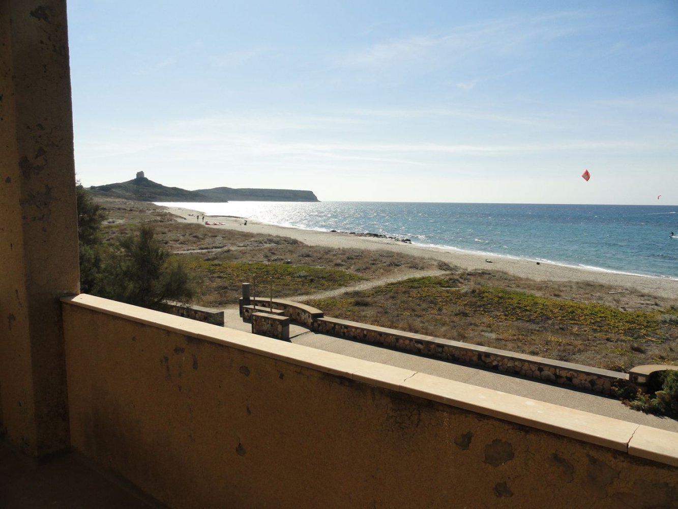 Дом с 2 комнатами в Кабрас, Италия № 256289