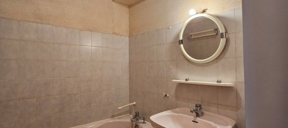 2 rooms Apartment in La Riche, France No. 225913 7