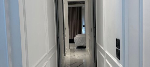 Квартира с 4 спальнями в Бари, Италия № 370887 5