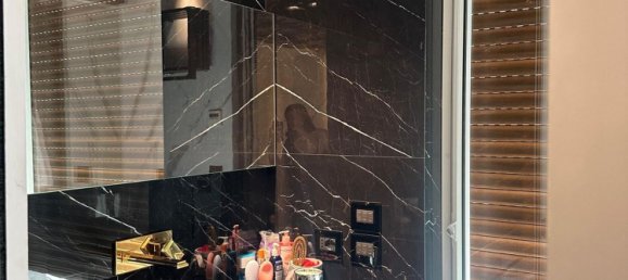 Квартира с 4 спальнями в Бари, Италия № 370887 18