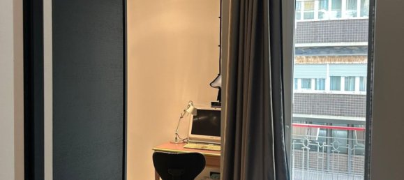 Квартира с 4 спальнями в Бари, Италия № 370887 11