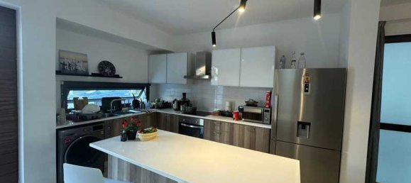 3 Schlafzimmer Gewerbliche Immobilie in Larnaca, Cyprus, Nr. 20230 3