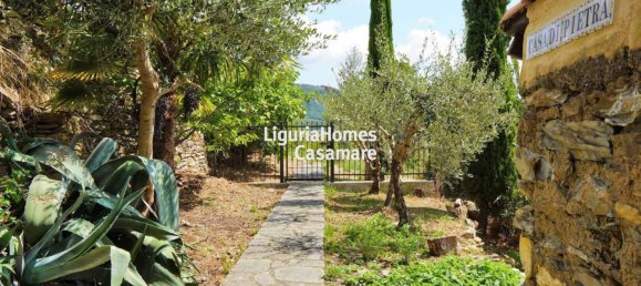 3 bedrooms Villa in Borgomaro, Italy No. 305522 2