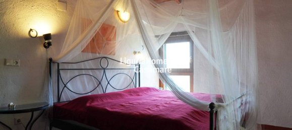 3 bedrooms Villa in Borgomaro, Italy No. 305522 9