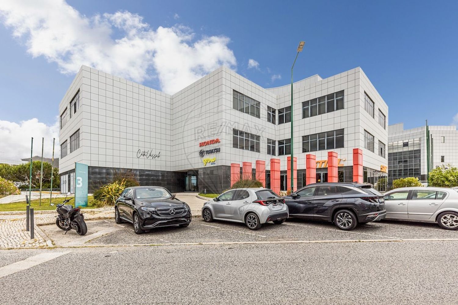 1111m² Office in Sintra, Portugal No. 223749