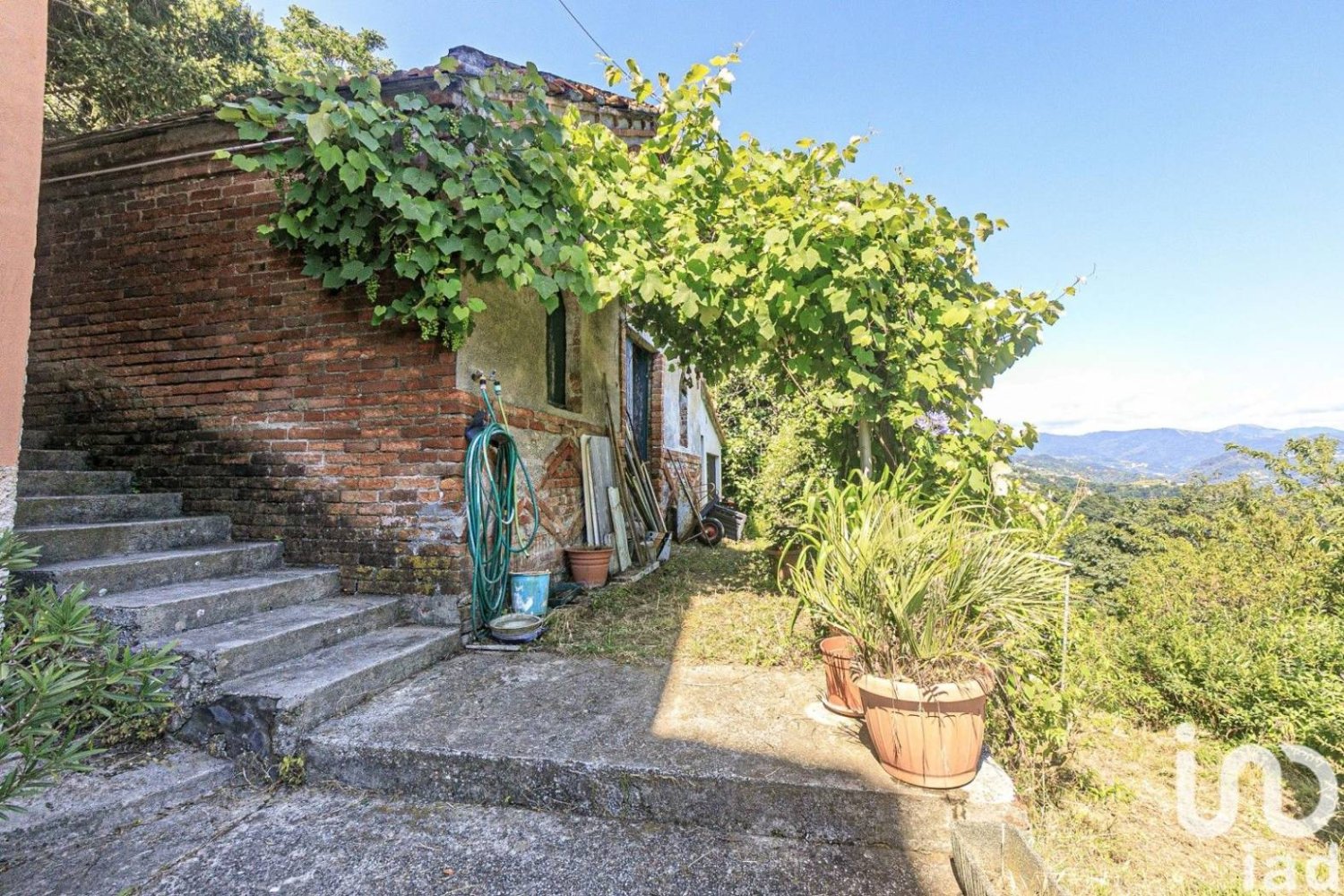 6 bedrooms House in Ceranesi, Italy No. 175155