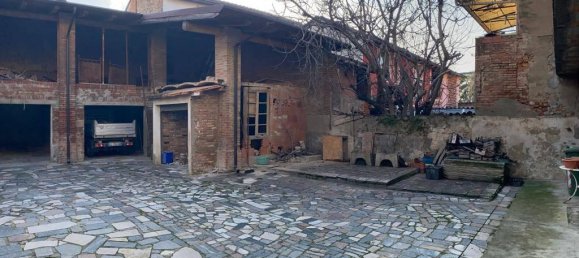 24-Zimmer Haus in Casalnoceto, Italy, Nr. 23290 3