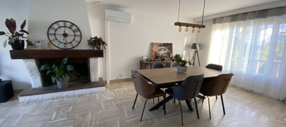 3 bedrooms Villa in Limoux, France No. 341804 2