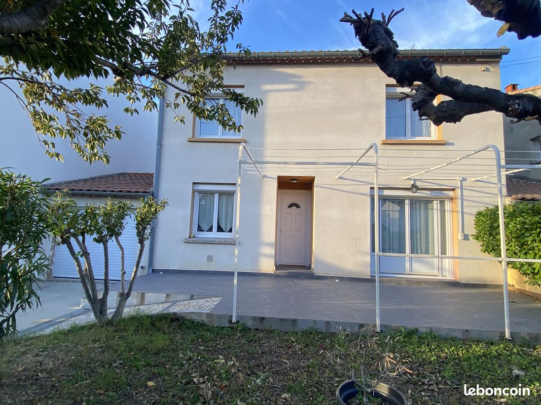 3 bedrooms Villa in Limoux, France No. 341804