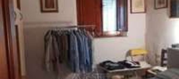 4 bedrooms Apartment in Pistoia, Italy No. 365089 6