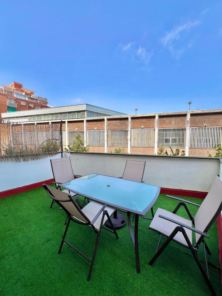 1 bedroom Duplex in L'Hospitalet de Llobregat, Spain No. 259026