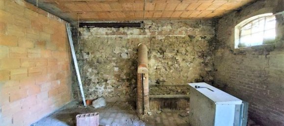 8 bedrooms House in Castel San Pietro Terme, Italy No. 371482 7