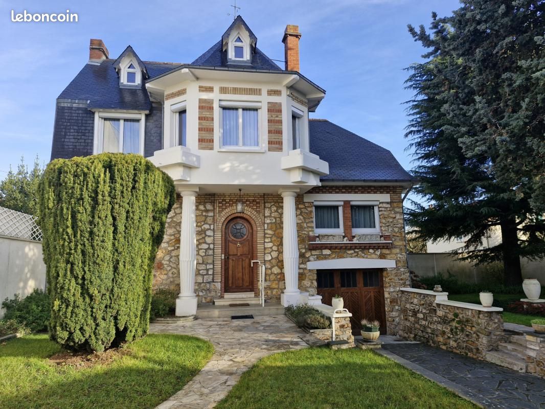 5 bedrooms House in Cormeilles-en-Parisis, France No. 148220