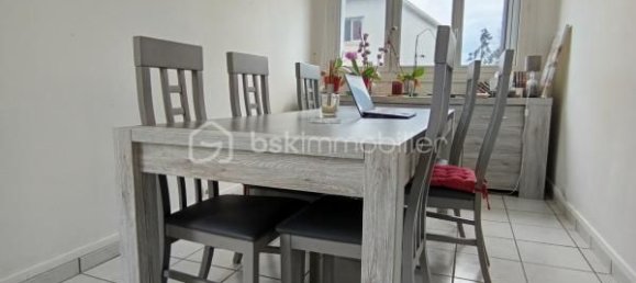 2 bedrooms Apartment in Saint-Cyr-sur-Loire, France No. 254511 4