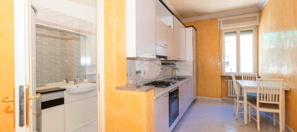 2 rooms Apartment in Turin, Italy No. 263549 11
